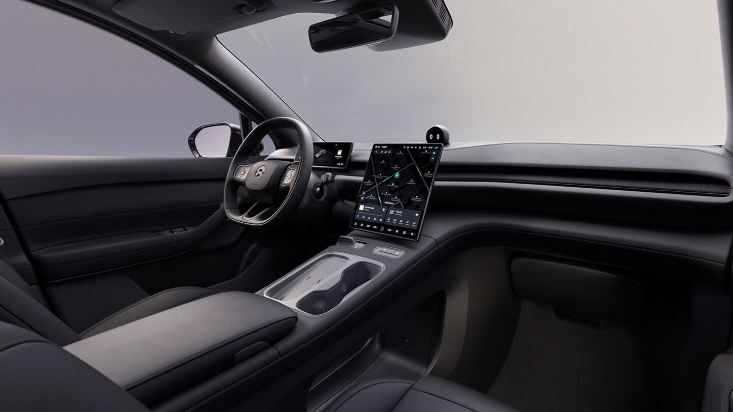 NIO - modellen - EL6 - interior - black